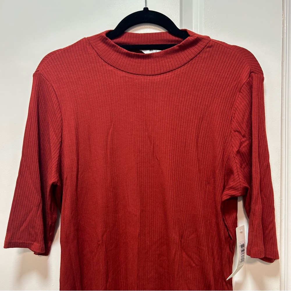 Cyrus Women's Long Sleeve Top in Rich Red - Picture 2 of 12